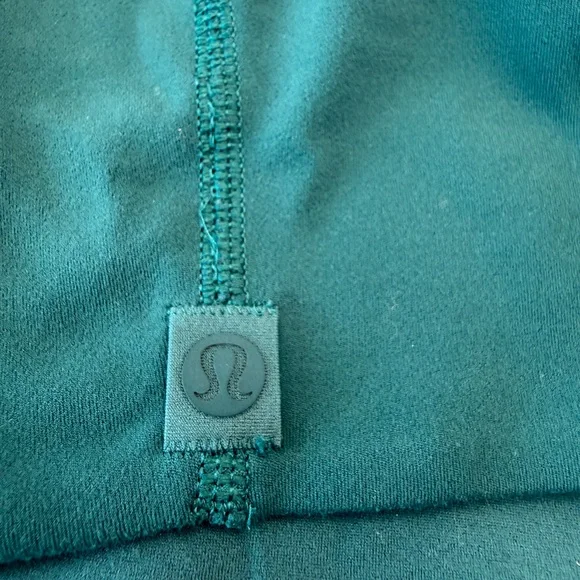 💚 Lululemon Storm Teal Bend this scoop and cross Sports Bra size S/M - Picture 6 of 6